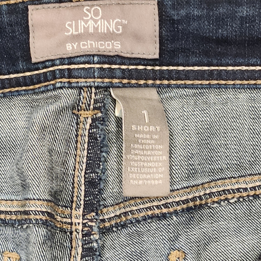 Chicos Women's Indigo Flare Jeans Size 1 (Medium 8-10) - Picture 3 of 7
